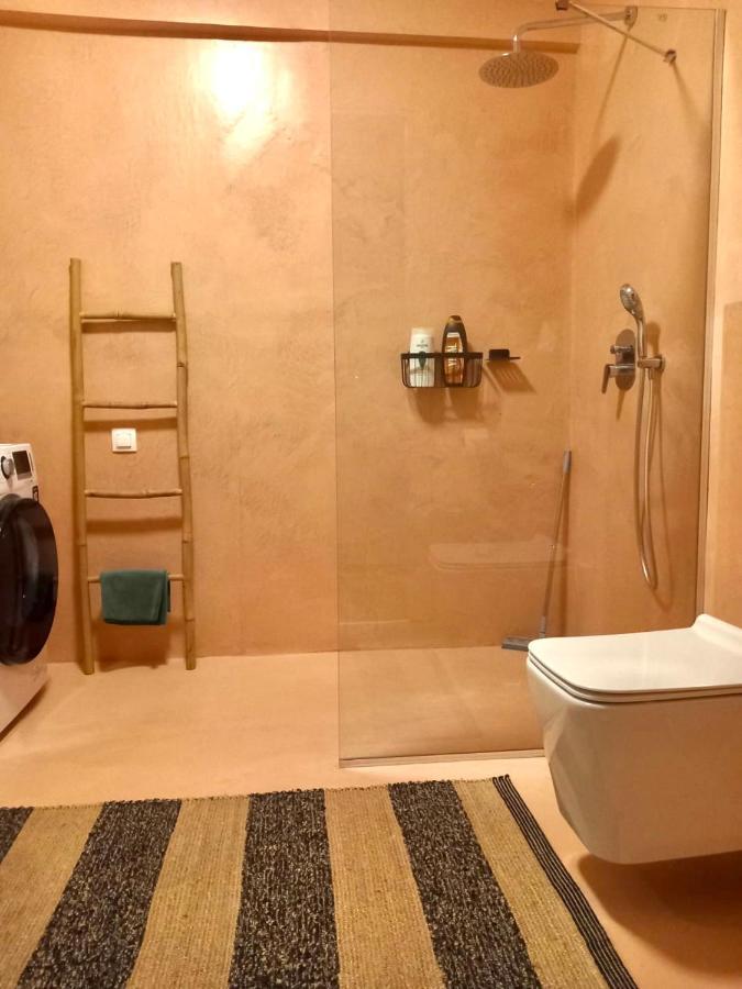 Specious Flat In Thessaloniki Lejlighedshotel Eksteriør billede